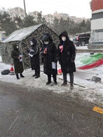 藍(lán)海投資職工街北首卡點執(zhí)勤.jpg